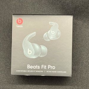 Beats Fit Pro NIB